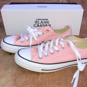 Pink low top converse
